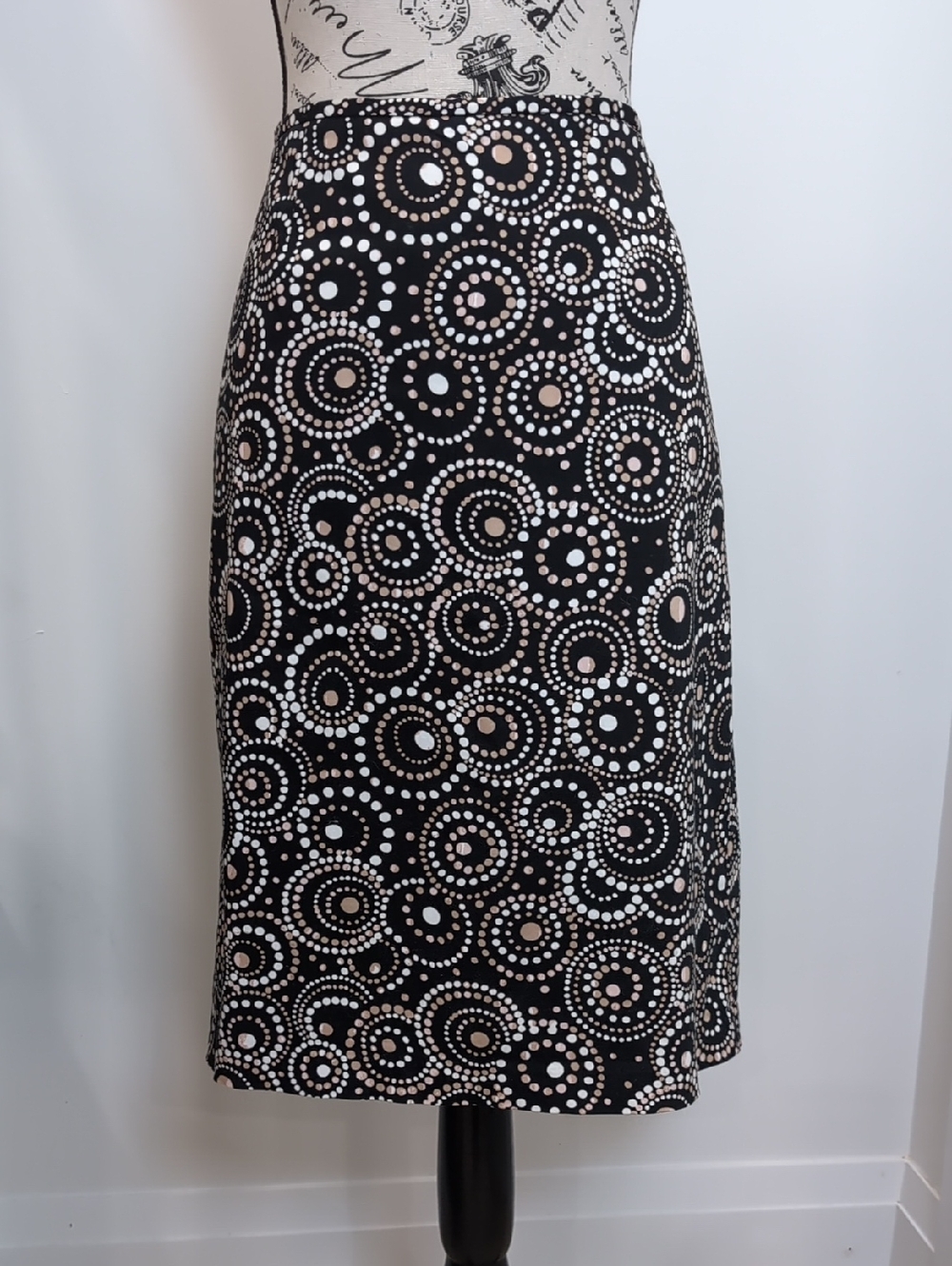 LIZ CLAIBORNE | Women's Black/Wht/Tan Circle-Dot Straight Fully Lined Midi Skirt